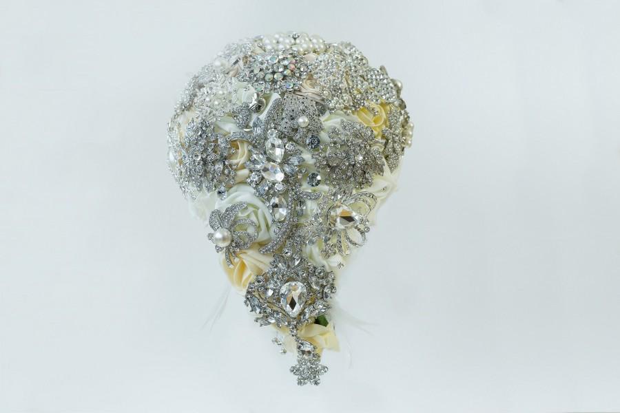 Hochzeit - Tear Drop Full Brooch Bride Bouquet Wedding Bouquet - Made To Order - Any Colour - DEPOSIT ONLY