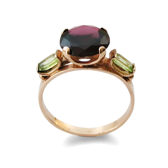 Mariage - Rose gold ring, red rose cut garnet peridot ring, gemstone ring, statement ring, engagement ring, alternative ring, Vintage handmade ring