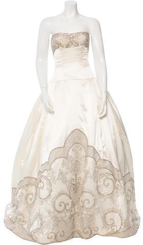 Mariage - Reem Acra Strapless embellished Wedding Gown