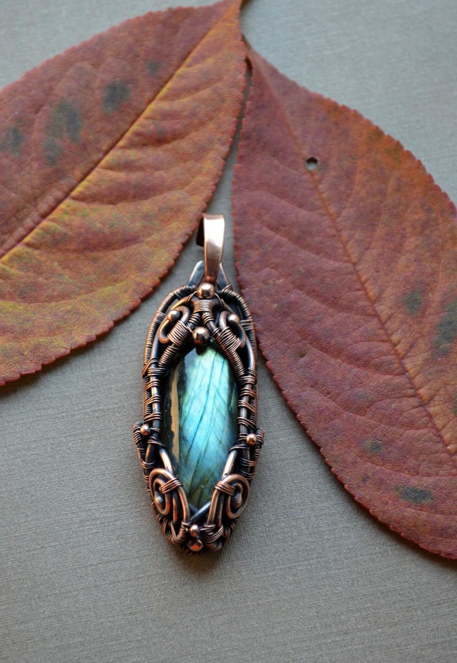 Mariage - Labradorite pendant, wire wrapped jewelry, wire wrapped pendant, wirewrapped blue labradorite gemstone, casual jewelry, Christmas gift,
