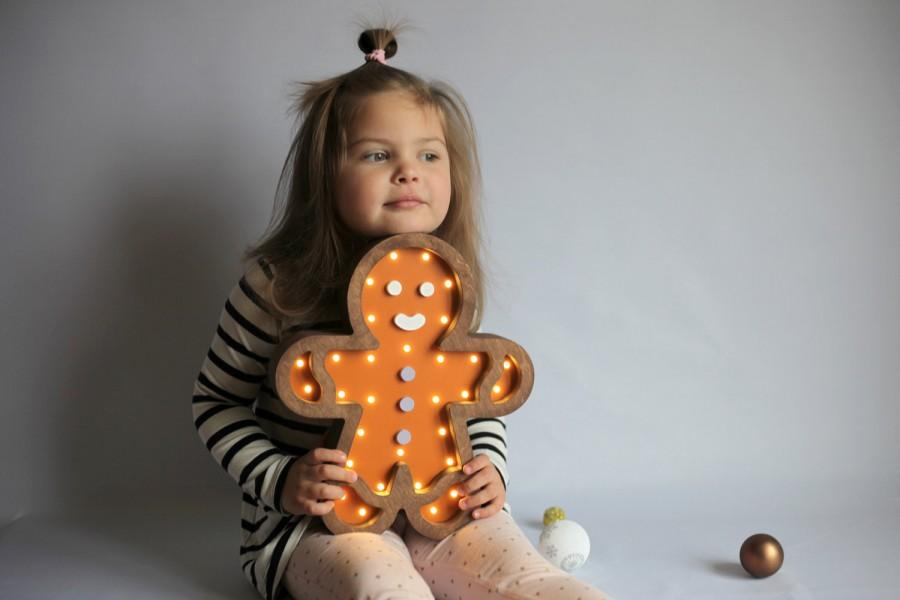 زفاف - Gingerbread Man Night Light for Baby and Nursery, Wooden, Christmas gift, HandMade, Battery operated (17/20/SB)