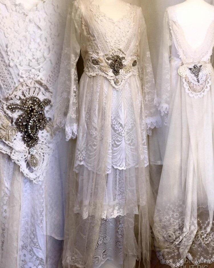 زفاف - Whimsical wedding dress,airy tulle,french lace,beautiful bridal gown,angel wing dress,fairytale dress,fairy bridal gown,forrest wedding,
