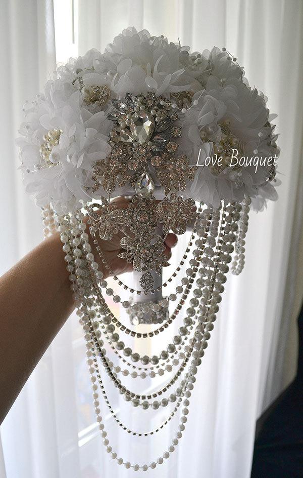 Hochzeit - BROOCH BOUQUET, White Wedding Brooch Bouquet, Crystal Pearl Rhinestone Jeweled Vintage Silver Brooch Bouquet, Gatsby Style Bride Bouquet