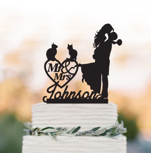 Mariage - personalize wedding cake topper with cat and monogram mr and mrs