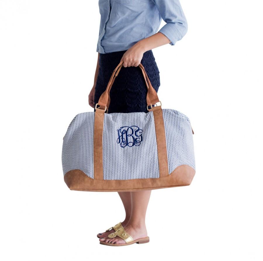 زفاف - Seersucker Navy Monogram Honeymoon Bag, Monogram Weekender Bag, Personalized Honeymoon Bag, Monogram Overnight Bag, Bridal Shower Gift