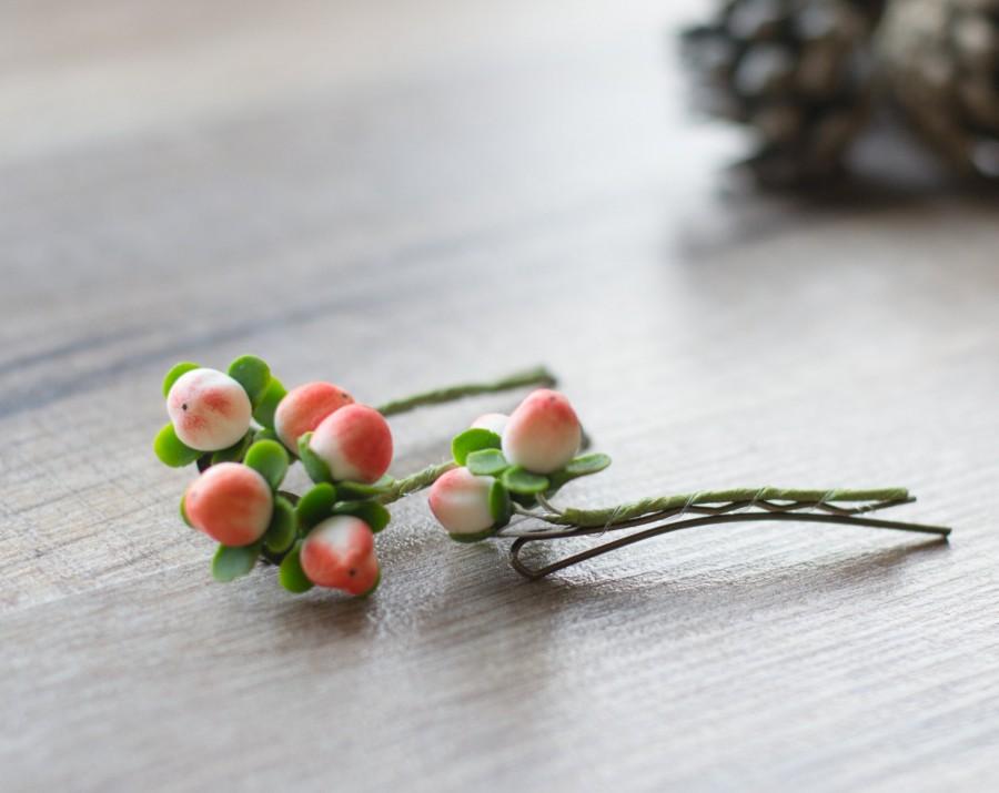 Свадьба - Christmas hair clips - holiday hair clips - christmas gift - woodland headpiece - rustic bridal hair accessories - xmas - berry bobby pins