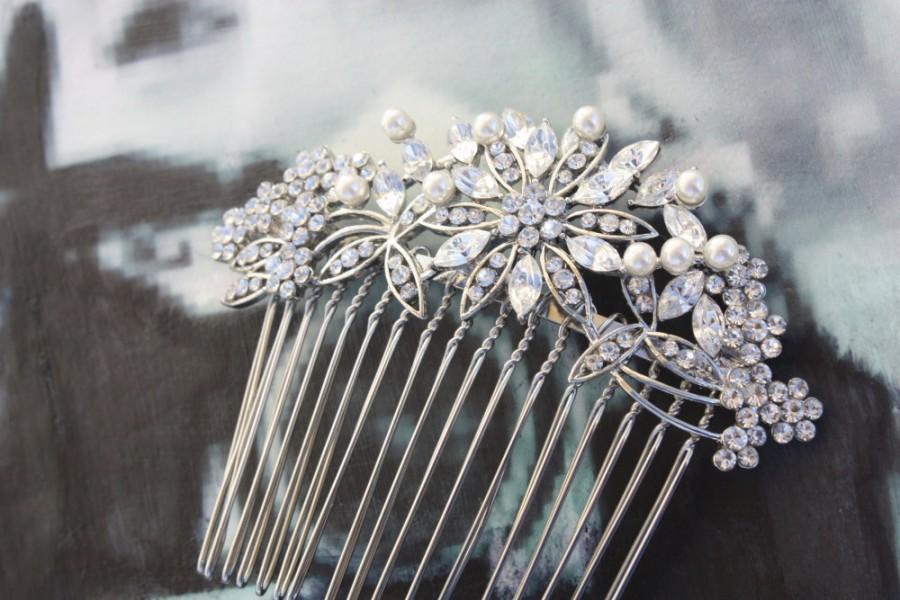 Hochzeit - Vintage Inspired Pearls bridal hair comb,wedding hair comb,wedding hair accessories,pearl bridal comb,crystal wedding comb,bridal headpieces