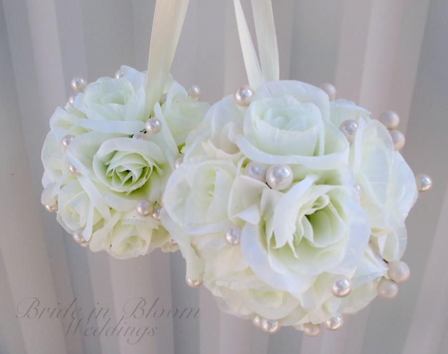 Mariage - Wedding flower balls white cream flower girl pomander Wedding ceremony decorations