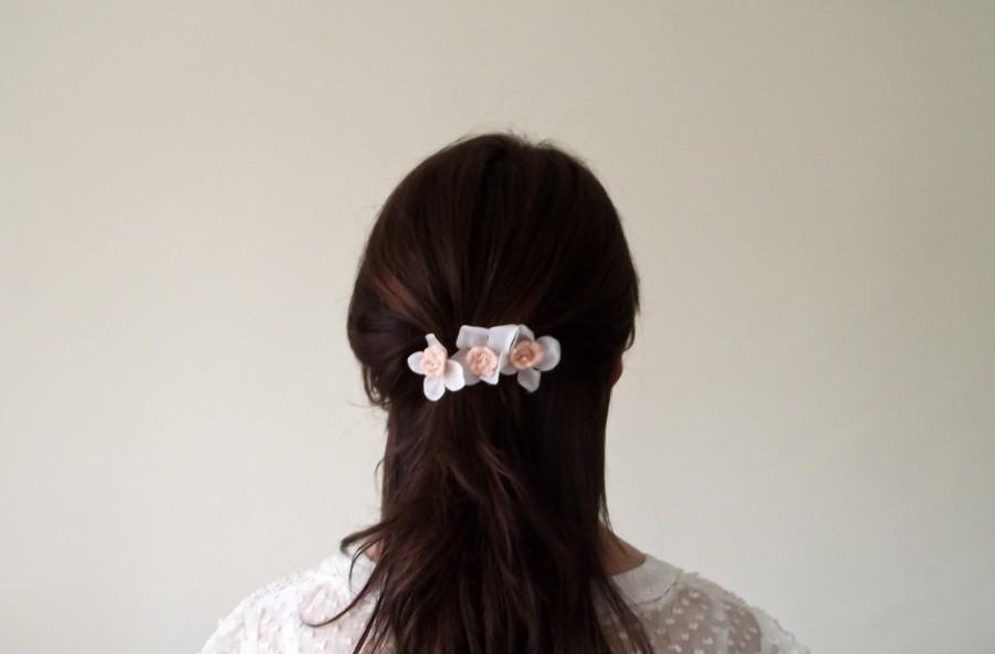 Hochzeit - Bridal Barette, Wedding Hairpiece, Peach Flower Barette, Crochet Headpiece, Hair Accessory, Bridesmaid Gift Idea, Women's Gift