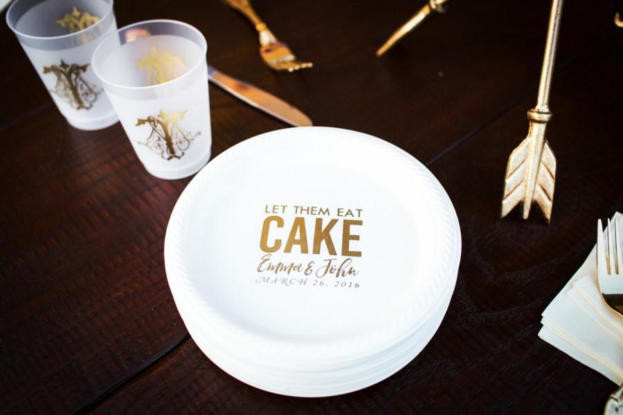 Hochzeit - Personalized Plates, Plastic Plates, Cake Plates, Wedding Favors, Custom Wedding Plates, Dessert Plates, Shower Plates, Anniversary Plates
