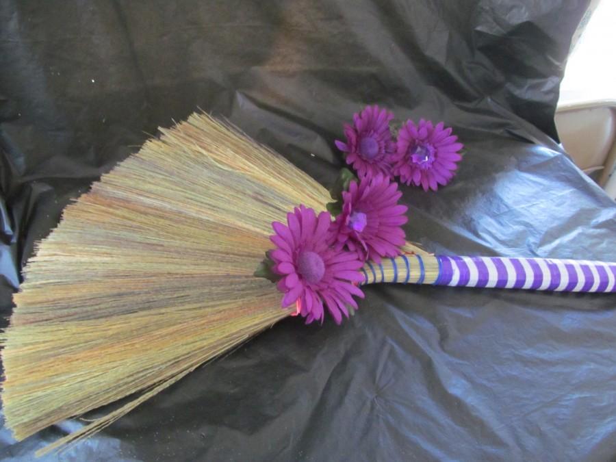 Свадьба - Undecorated Wedding Jump Broom  - Jump the Broom at Your Wedding  - P/W