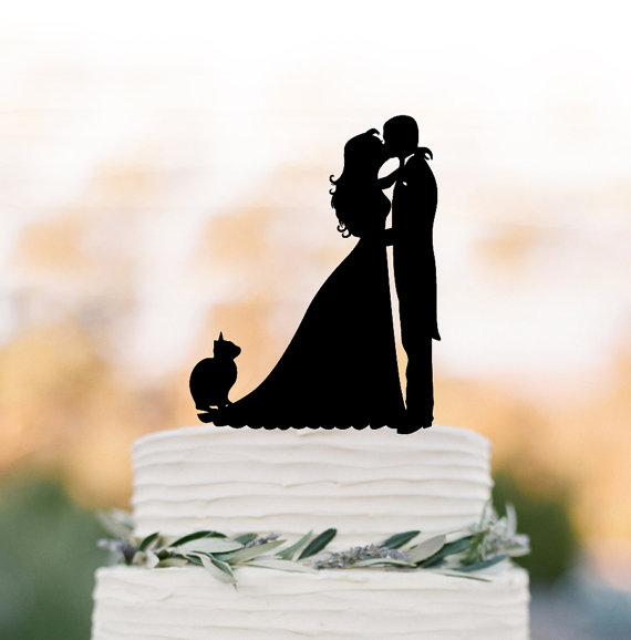 Wedding - Bride and groom wedding cake topper with cat, birthday cake topper, anniversary gift, funny wedding cake topper, family cat cake topper