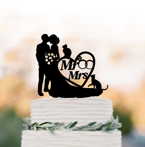 Mariage - Bride and groom Wedding Cake topper mr and mrs, wedding cake topper with heart and wedding ring, silhouette, topper with cat, two cat