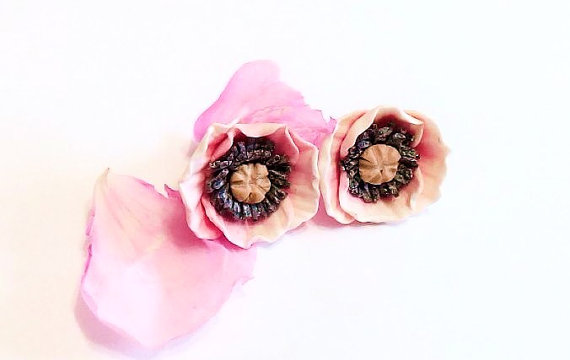 زفاف - Pink Poppy earrings, stud earrings, pink earrings, poppies studs, A perfect gift for her, Trending Items, Spring Celebrations, Gift Ideas