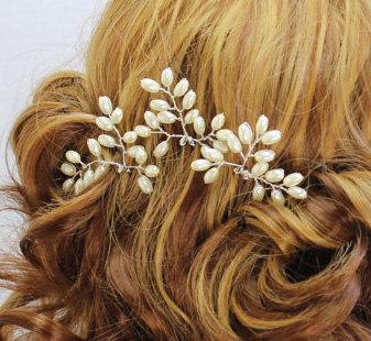 Hochzeit - Wedding hair piece Bridal pins Bridal bobby pins Swarovski pearls Bridal hair pins Wedding headpiece Bridesmaids head piece flower girl prom