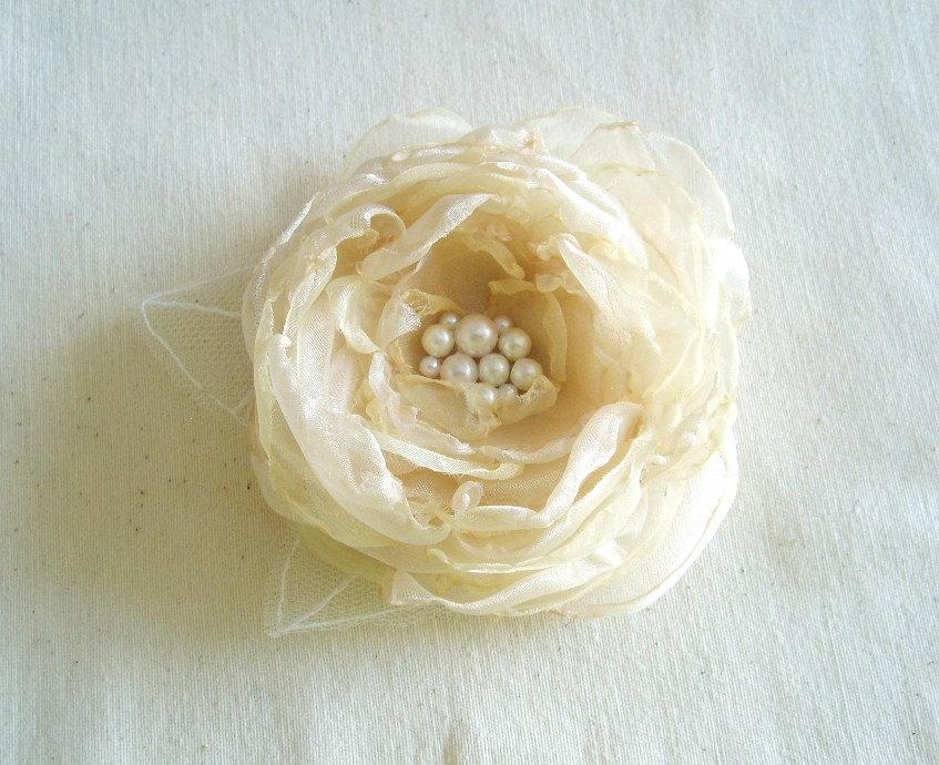 Hochzeit - Wedding Bridal Hair Accessories Bridal Flower Old Ivory Fairytale Flower Organza Flower Hair Clip Girl Bridesmaid