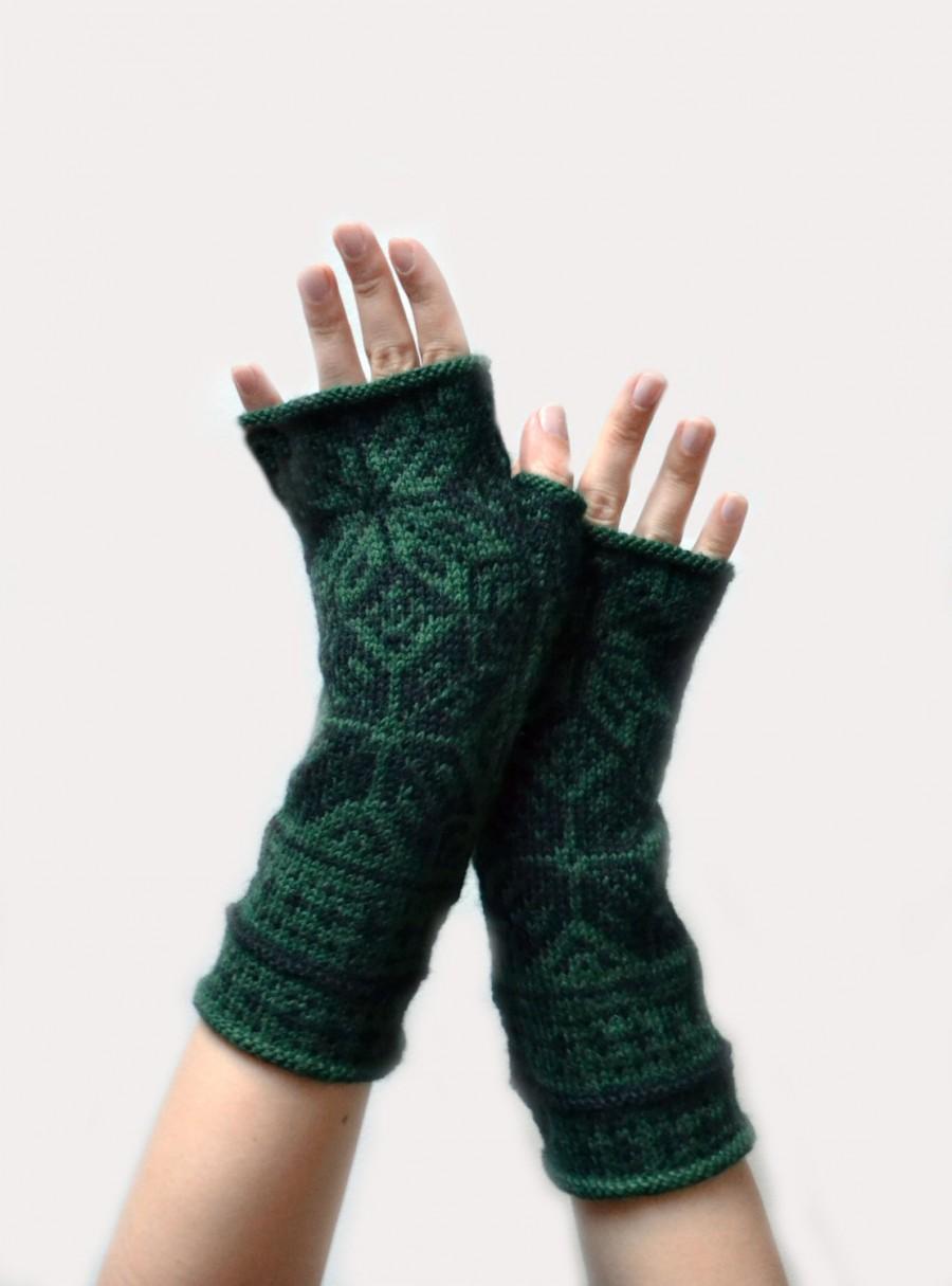 Mariage - Nordic Green Gloves with Stars - Nordic Gloves -  Black Friday Deals - Winter Accessories - Christmas Gift Ideas  nO 92.