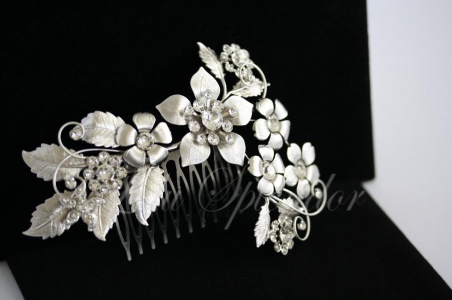 Свадьба - Bridal Headpiece Flower Hair Comb Wedding Hair Accessories Wedding Hair Comb Silver Flower Leaf Comb Crystal Pearl GAEA GRAND