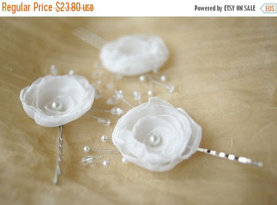Mariage - ON SALE Ivory Flower hair clip Bridal Hair Piece Ivory clips flower Pin rhinestone hair clip crystal hair pins bridesmaid hair pin wedding h