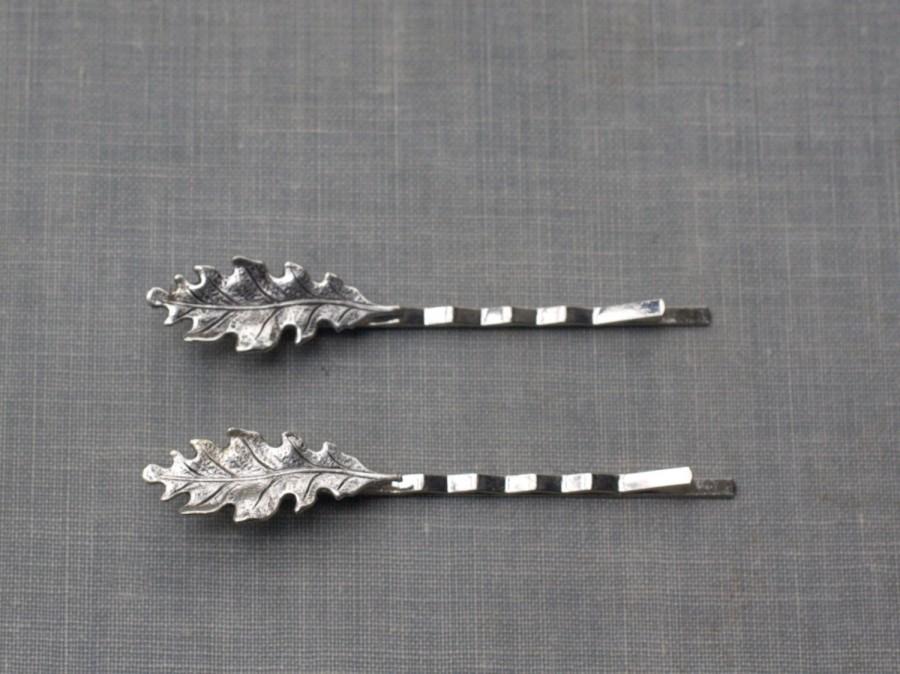 Свадьба - Oak leaf bobby pins leaves bridal silver hair pin set woodland rustic wedding hair slides vintage style