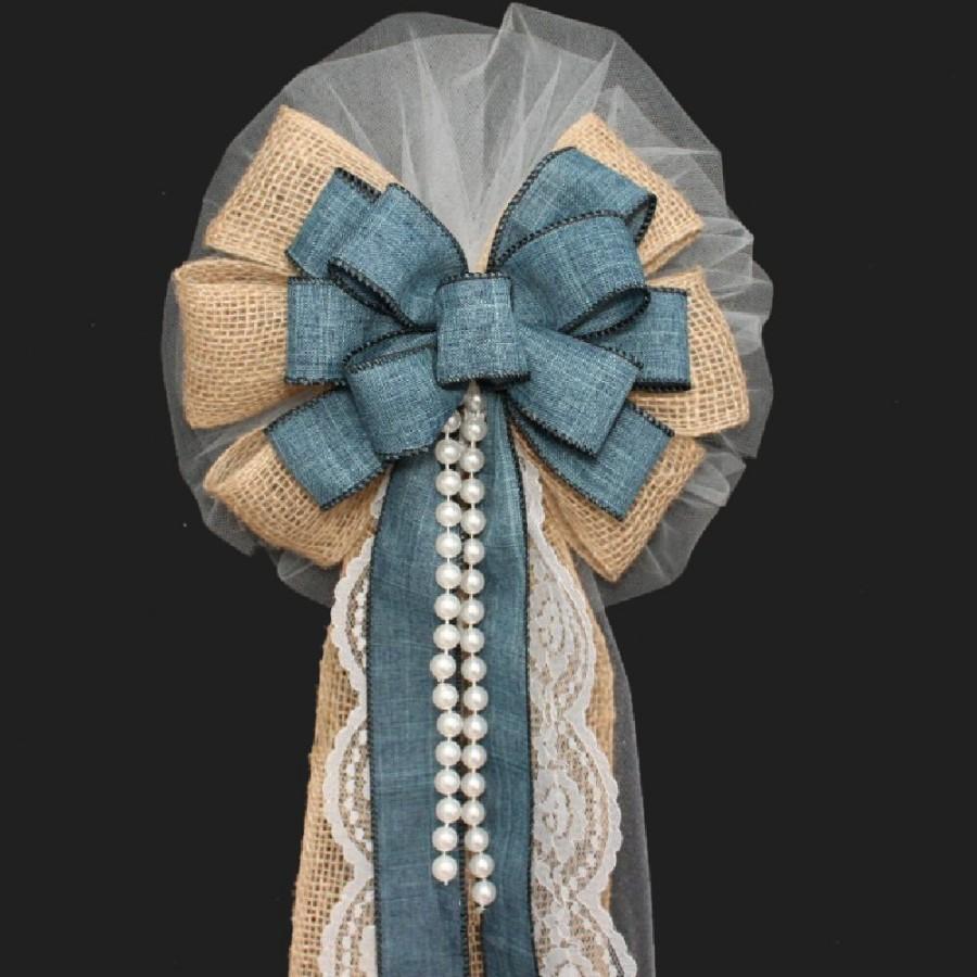 Свадьба - Denim Burlap Wedding Pew Bows with Lace Pearls - Rustic Church Pew Decorations, Burlap Wedding Aisle Decorations, Wedding Ceremony Bow