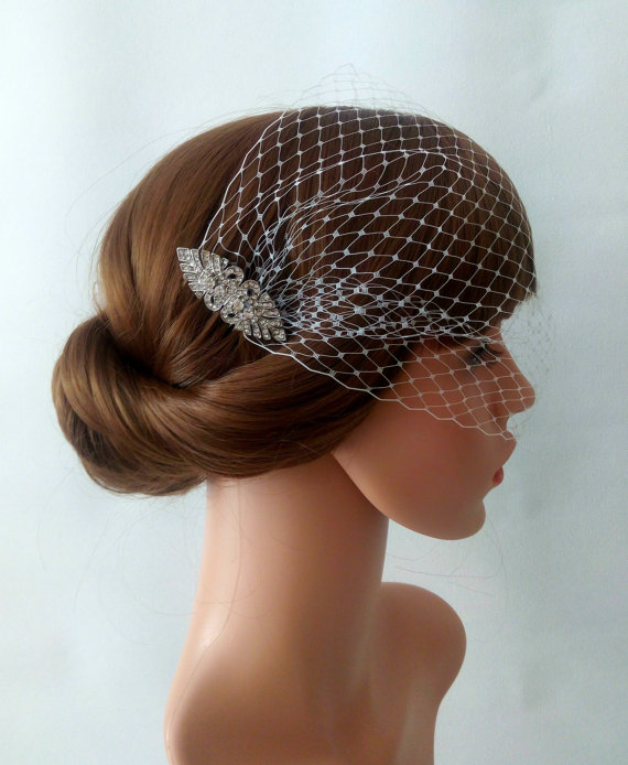 Hochzeit - Art Deco Birdcage Veil Ivory or White Netting with 2 Art Deco Hair Comb Bridal Fascinator, Bandeau Veil, Bandeau Birdcage Veil, Detachable