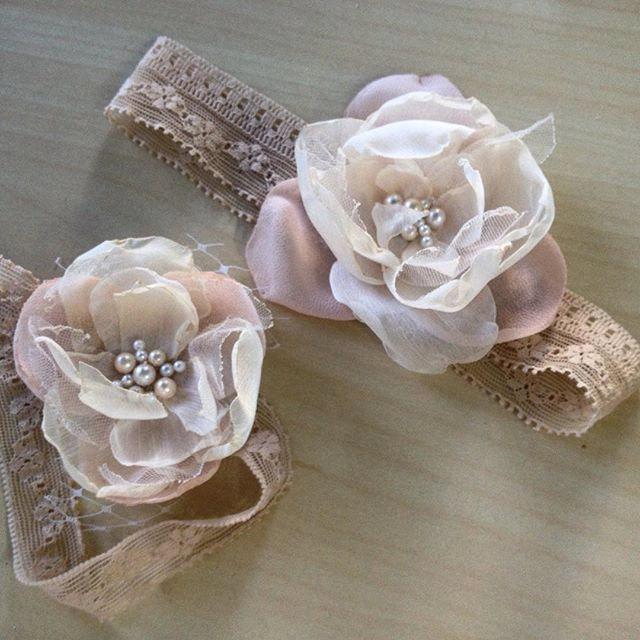 زفاف - Special price - Matching headband Vintage blush color Handmade Flower, stretchy lace
