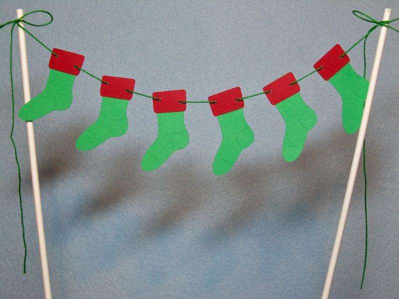 Mariage - Stockings Cake Topper Banner, Holiday garland, Christmas, Red and Green Decor, Tree, Winter