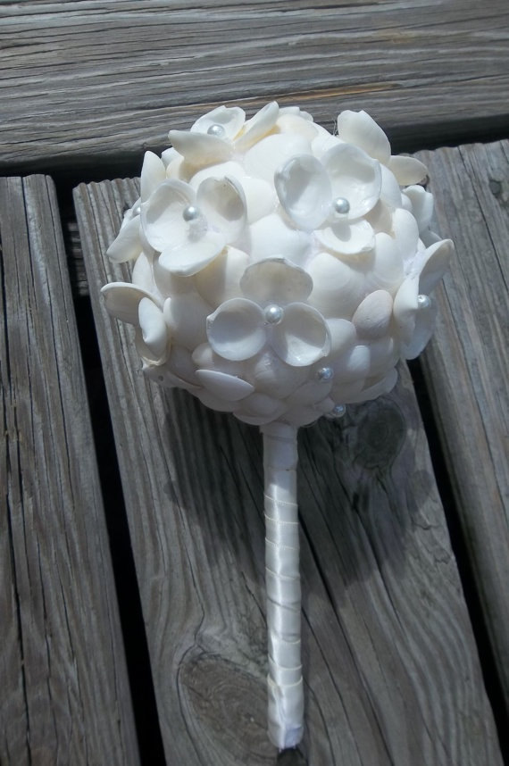 Hochzeit - 6 inch Docinia Shell Bridal Bouquet