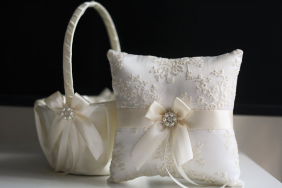 Hochzeit - Ivory Flower Girl Basket and Ring Bearer Pillow Set  Wedding Basket with Wedding Ring Pillow with ivory bow and Brooch