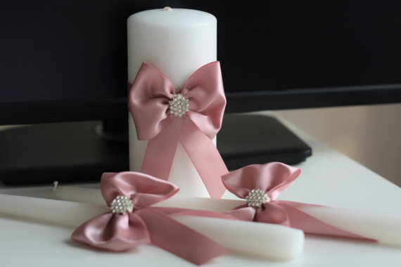 Wedding - Dusty Rose Unity Candles, Pillar and Stick Wedding Candle, Handmade Bow Unity Candle, Candles with Ribbon Bow and Brooch