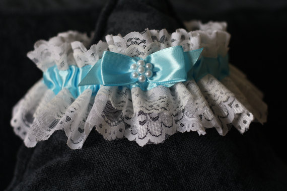 Mariage - Blue Lace Bridal Garter  Lace Toss Garter with Blue Ribbon and Pearls  Custom Garter  Prom Garter  Plus Size Garter  Traditional Garter