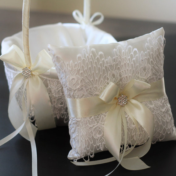 Wedding - Ivory Wedding Set  Ivory Ring Bearer Pillow with White Lace  Ivory Flower Girl Basket and White Lace  Ivory Lace Wedding Accessories Set