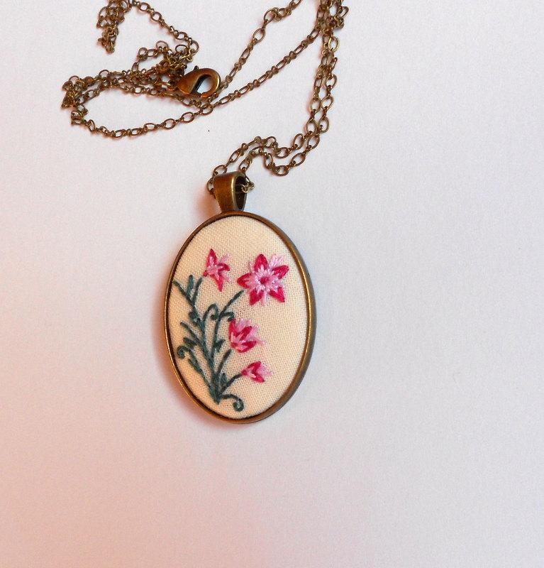 Mariage - Pink Flower Necklace, Fabric Jewelry, Handmade Jewelry, Vintage Style Necklace