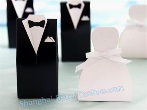 Hochzeit - Beter Gifts® Wedding Dress and Tuxedo Favor Boxes BETER-TH018