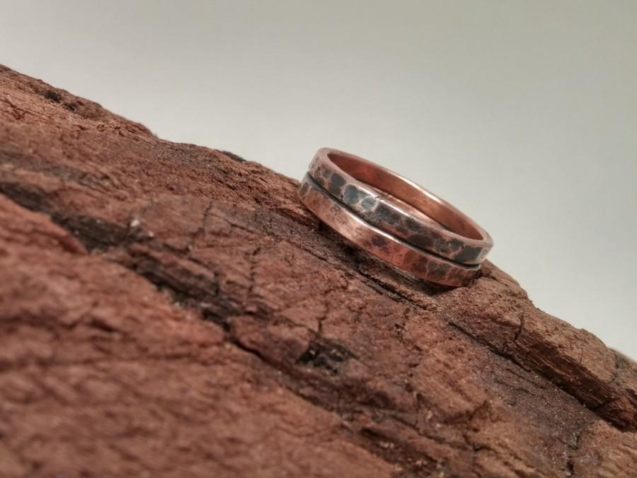 Hochzeit - Rustic Men's Copper Wedding Band / Distressed Antique Oxidized Finish / Hammered Fused Rings / Men's Jewelry / Fashion Ring / Gift for Him