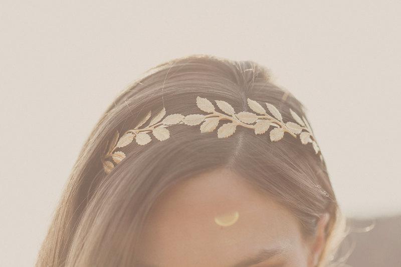 Hochzeit - Gold Leaf Tiara Gold Leaf Headband Gold Leaf Crown Leaf Branch Hair Accessories Rustic Woodland Wedding Bridal Hair Accessories Autumn Fall