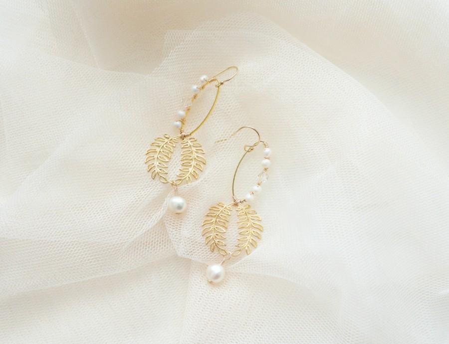 Wedding - Gold Bridal Earrings, Laurel Earrings, Leaf and Pearls Earrings, Gold Bridal Jewelry, Bridal Shower Gift, Delicate Earrings, Laurel Jewelry
