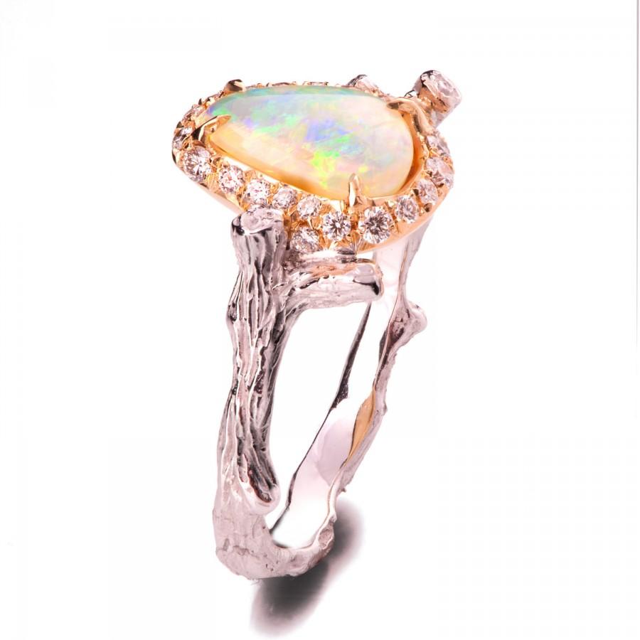 زفاف - Twig Opal Engagement Ring, Opal engagement ring, Unique Engagement ring, 18K Rose Gold Opal ring, Twig Opal Ring, two tone Opal Ring