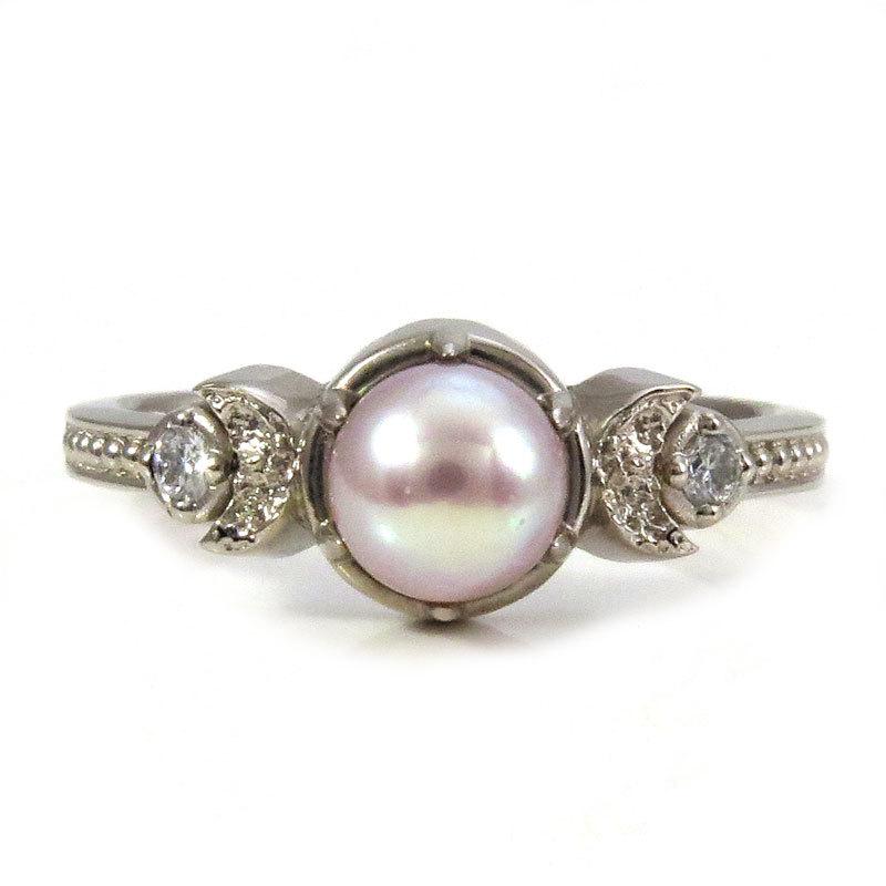 زفاف - Pearl and Diamond Engagement Ring with Millgrain and Crescent Moons - 14k Palladium White Gold
