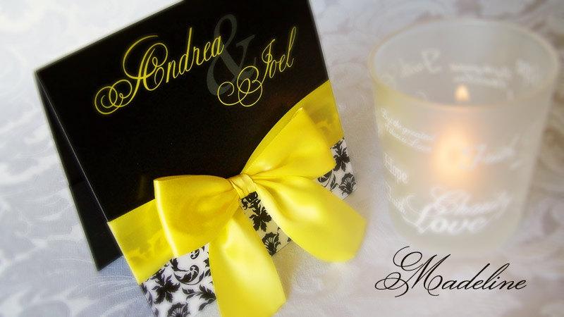 Mariage - 50 Black & Yellow Pocket Wedding Invitation with Satin Bow and Damask