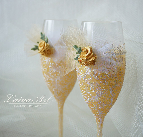 Hochzeit - Ivory Wedding Champagne Glasses Wedding Champagne Flutes Wedding Toasting Flutes Ivory Wedding