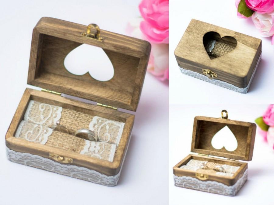 Mariage - Personalized Ring Box Moss Wedding Rustic ring Holder Keepsake Shabby Chic Wedding RIng box