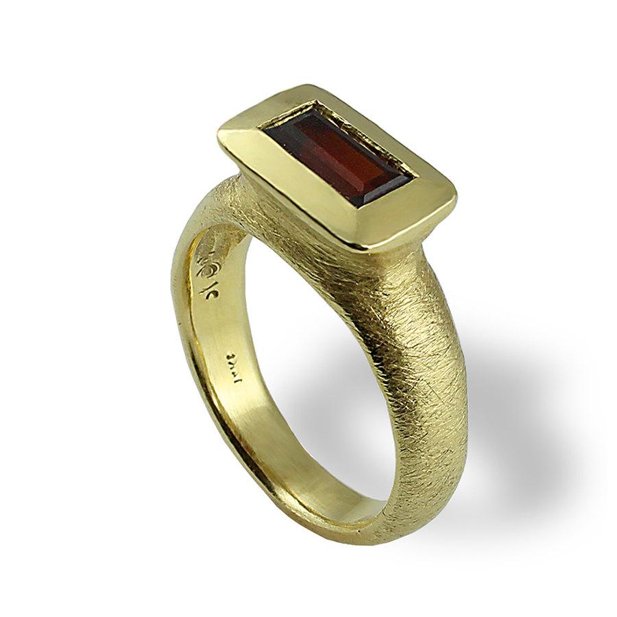 Mariage - Garnet Ring , Garnet Jewelry , Gold Gemstone Ring , Yellow Gold , Garnet Gemstone , January Birthstone , Engagement Ring , Rings