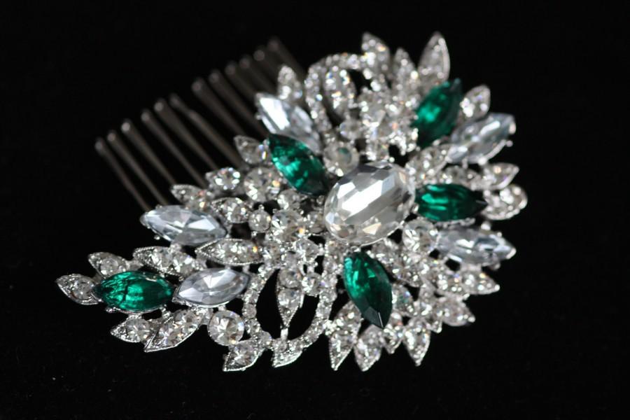 Hochzeit - Hint of Emerald Swarovski Clear and Emerald Green Bidal Hair Comb or Brooch