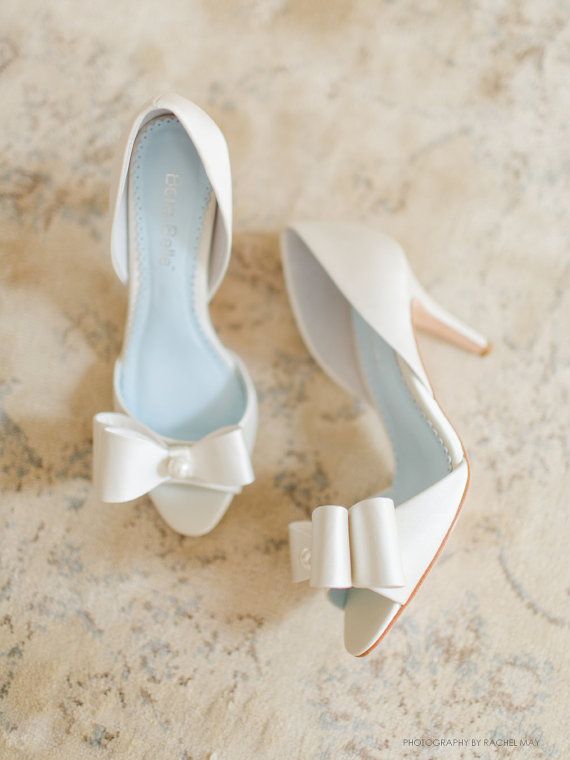 Свадьба - Pearl And Bows Ivory Wedding Shoes, Silk Bridal D'orsay Peep Toe Pumps - Vintage Like