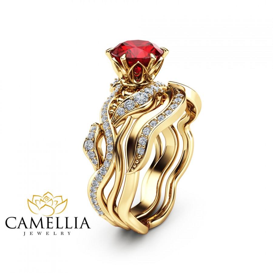 Свадьба - Natural Ruby Engagement Ring Set Leaf Engagement Rings 14K Yellow Gold Ruby Ring with Matching Band