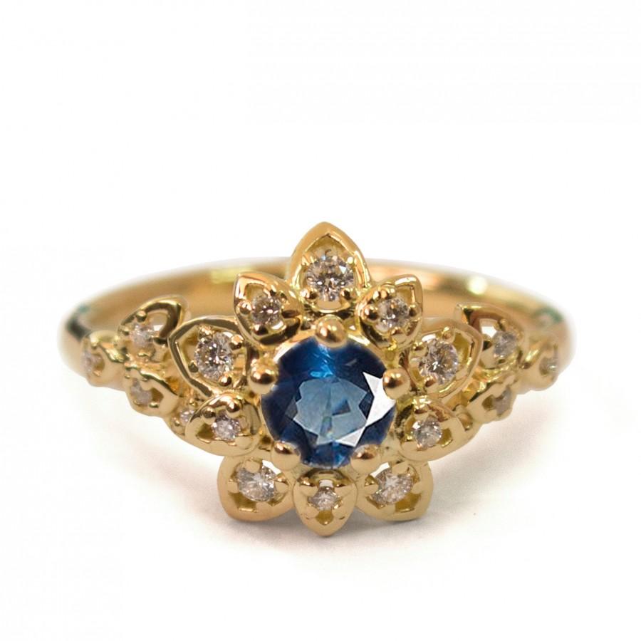 زفاف - Blue Sapphire Art Deco Petal Engagement Ring - 14K Yellow Gold and Sapphire engagement ring,leaf ring,flower ring,vintage ring, halo ring,2B