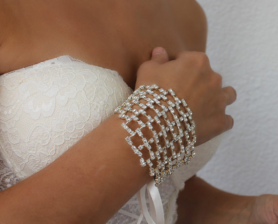 Mariage - rhinestone bracelet, wedding cuff, crystal jewelry, cuff bracelet, gift for her, bridesmaid gift