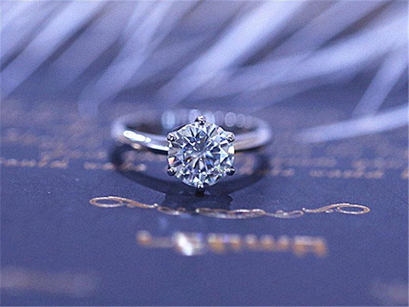 Mariage - 7.5mm Round Cut Charles & Colvard Brilliant Moissanite Ring Solid 14k White Gold Moissanite Engagement Ring Moissanite Wedding Ring